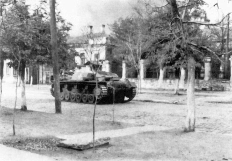 Немецкий танк на улице Перекопской