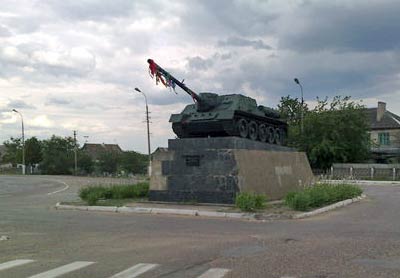 Памятник — самоходная артиллерийская установка, боевая машина 2-го гвардейского механизированного корпуса