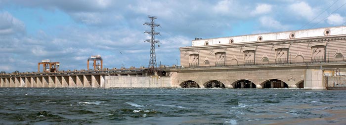 Каховская гидроэлектростанция