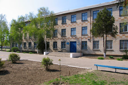 Средняя школа во Львово