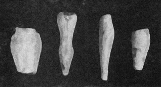 Глиняные антропоморфные статуэтки трипольской культуры (конец III тысячелетия до н. э.), найденные у пгт Великая Лепетиха.