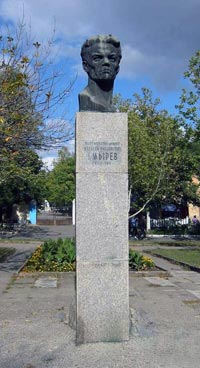 Памятник Гмыреву в Николаеве